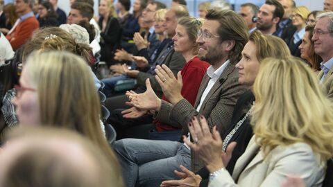 Gäste der Abendveranstaltung „design is never neutral“ Landesvertretung Brüssel: Gäste der Abendveranstaltung „design is never neutral“