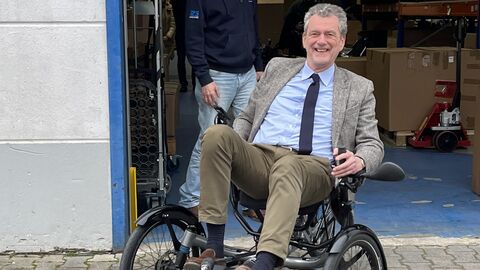 Staatssekretär Dr. Martin Worms zu Besuch bei HP Velotechnik Kriftel