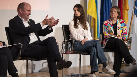 Finanzstaatssekretär Uwe Becker auf dem Panel Together by Design - Panel